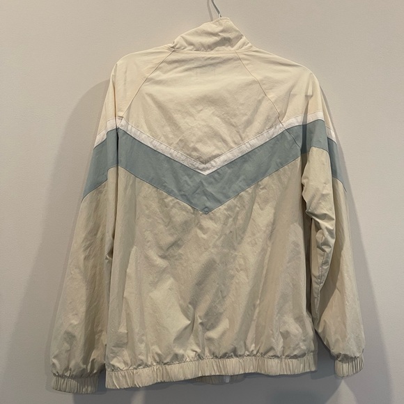 Light jacket - perfect for spring and summertime - Picture 2 of 4